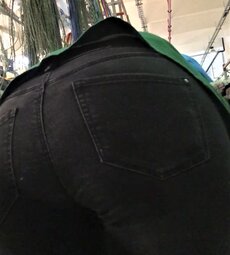 amazing big booty MILF