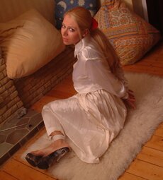 Tied Sexy Beauties 68-1