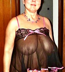 Big Tits Boobs Jugs Hangers