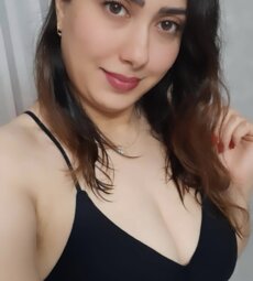 Beautiful  Irani Bhabhi