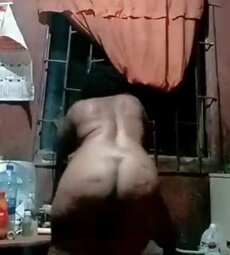 Nigerian Big Ass Milf Twerking On Video Call 1