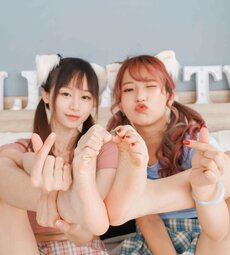 China Beauty Legs and feet 553