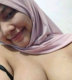 looking makes it hot_63