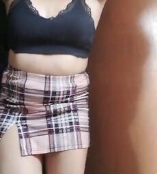 Putita Mostrando todo lo que tiene desnuda