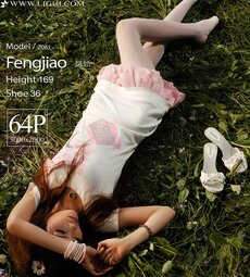 pretty lady dirty feet 133