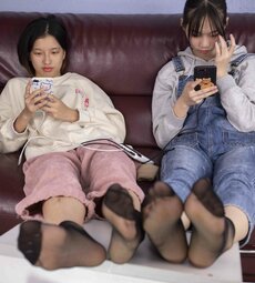 China Beauty Legs and feet 1545