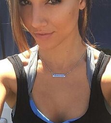 .. She's so sexy<3333