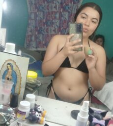 La maestra en bikini