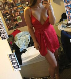 Smoking teen gym slut Snap Leak