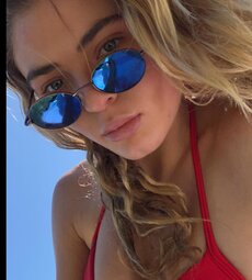 Hot lady Vaughn Dore