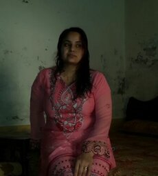 Pinky cute booby bhabhi