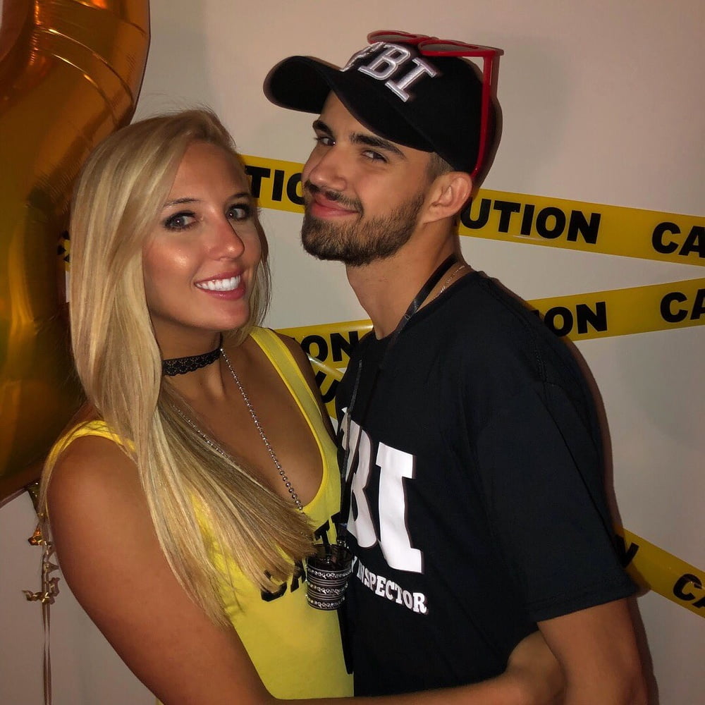 Volleyball Blonde Hottie