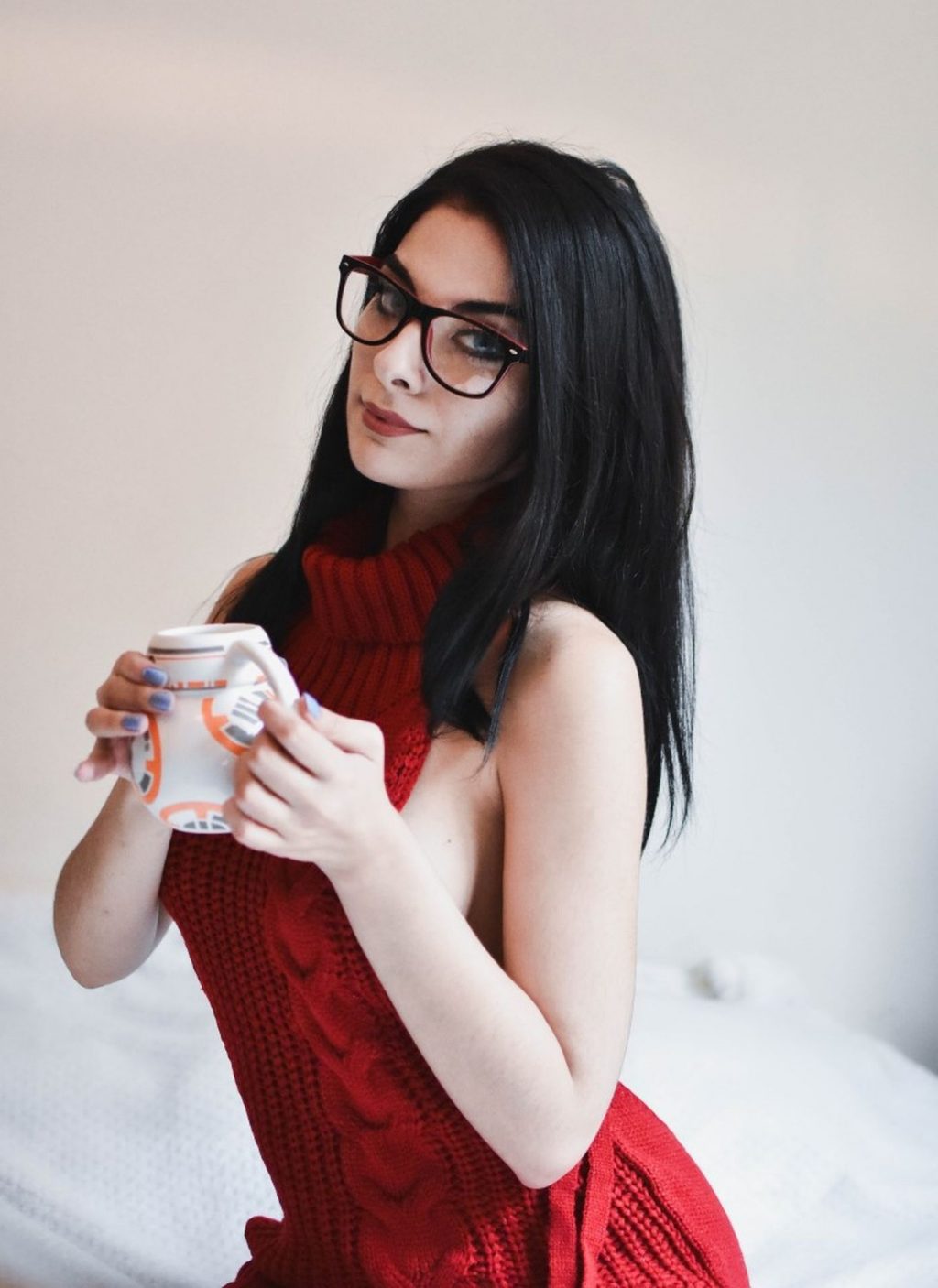 Valentina Kryp Undressing & Nude Tease