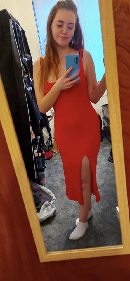 Rhiannon 24 year old webslut