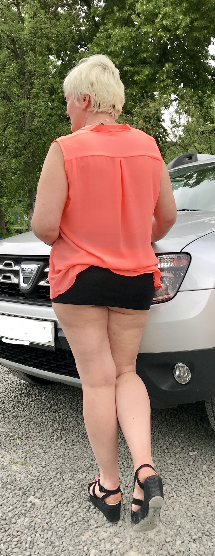 Mature mini skirt no pantie