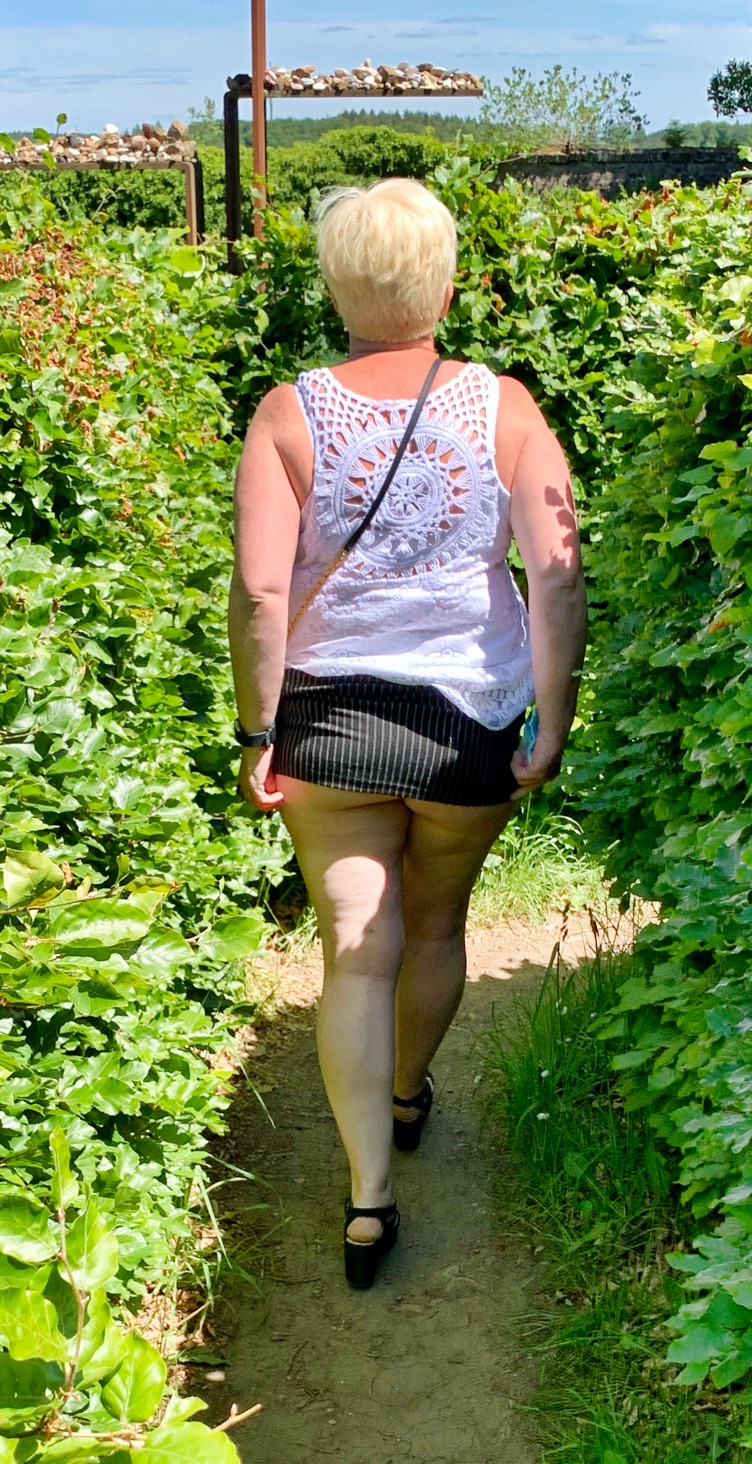 Mature mini skirt no pantie