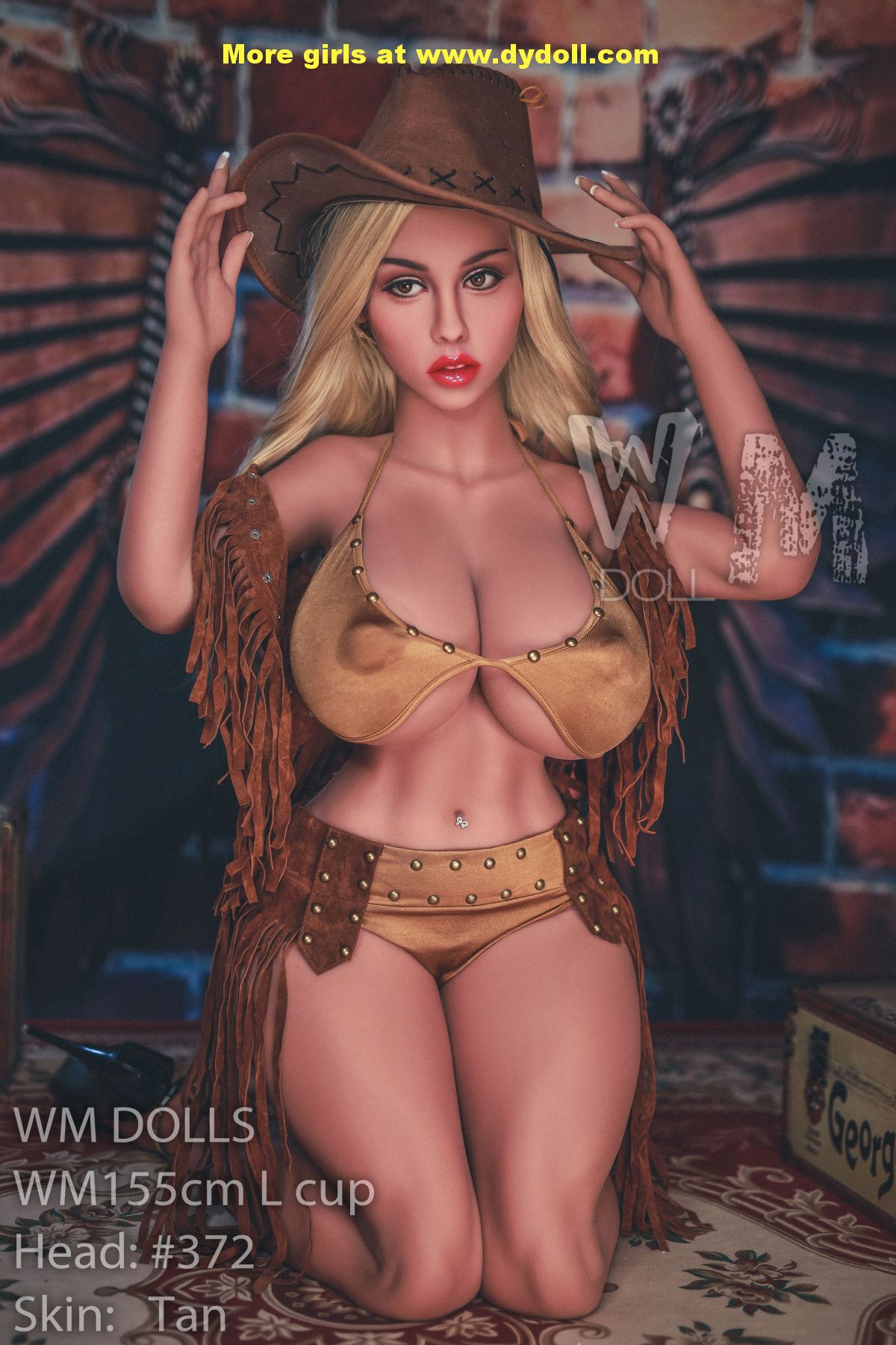 Blonde hot milf with big boobs and big butts