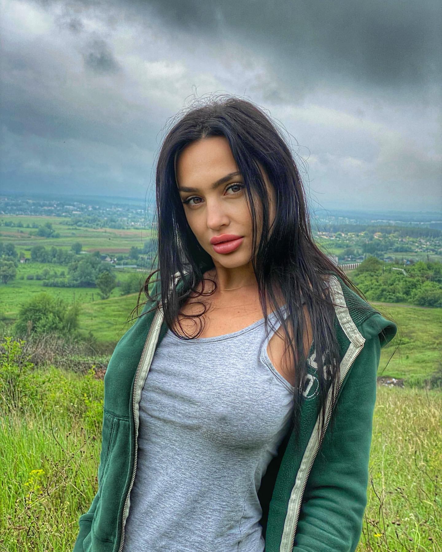 Russian onlyfans babe