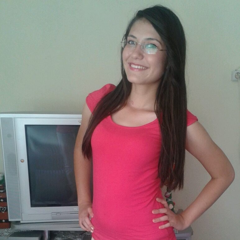 Turkish Slut Womans 24 arsivizm gallery