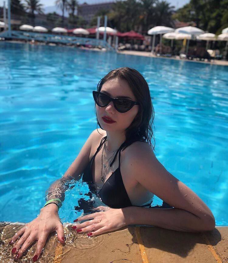 Turkish Slut Womans 38 arsivizm gallery