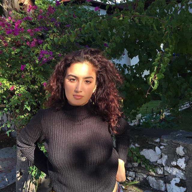 Turkish Slut Womans 45 arsivizm gallery