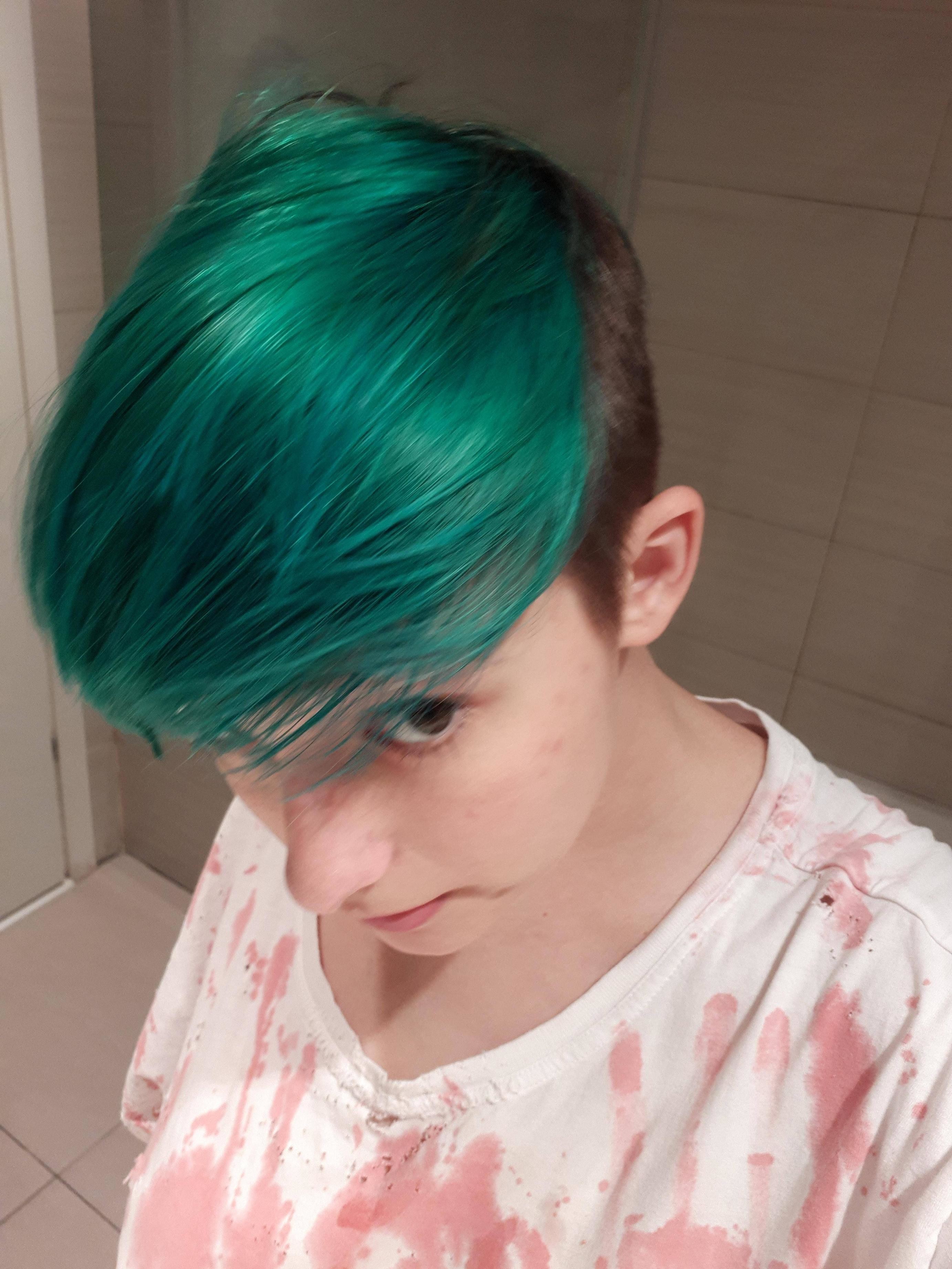 Swordildo Busty Tits and Selfies