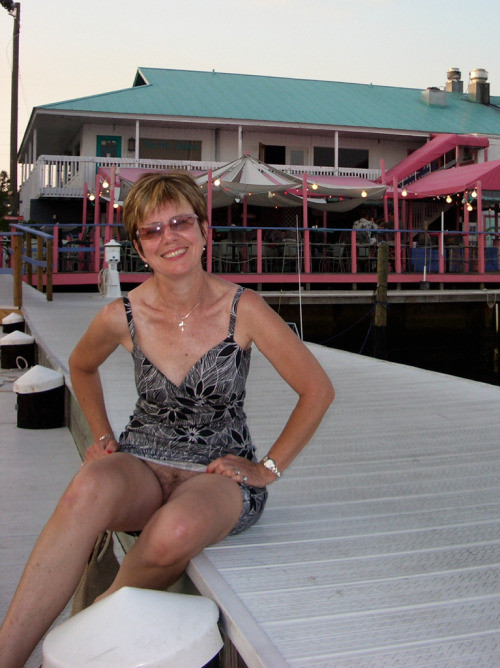 Hot Sexy Canadian Grannie Janet