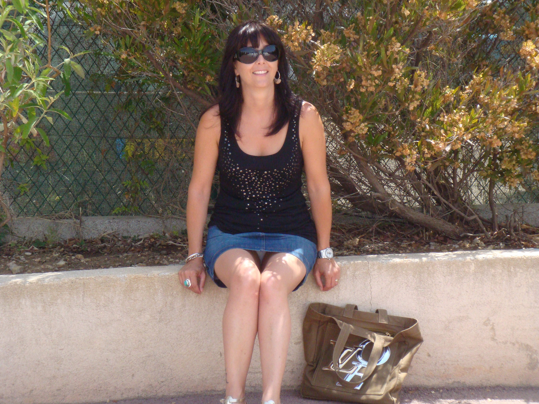 Good Looking Fit Brunette MILF