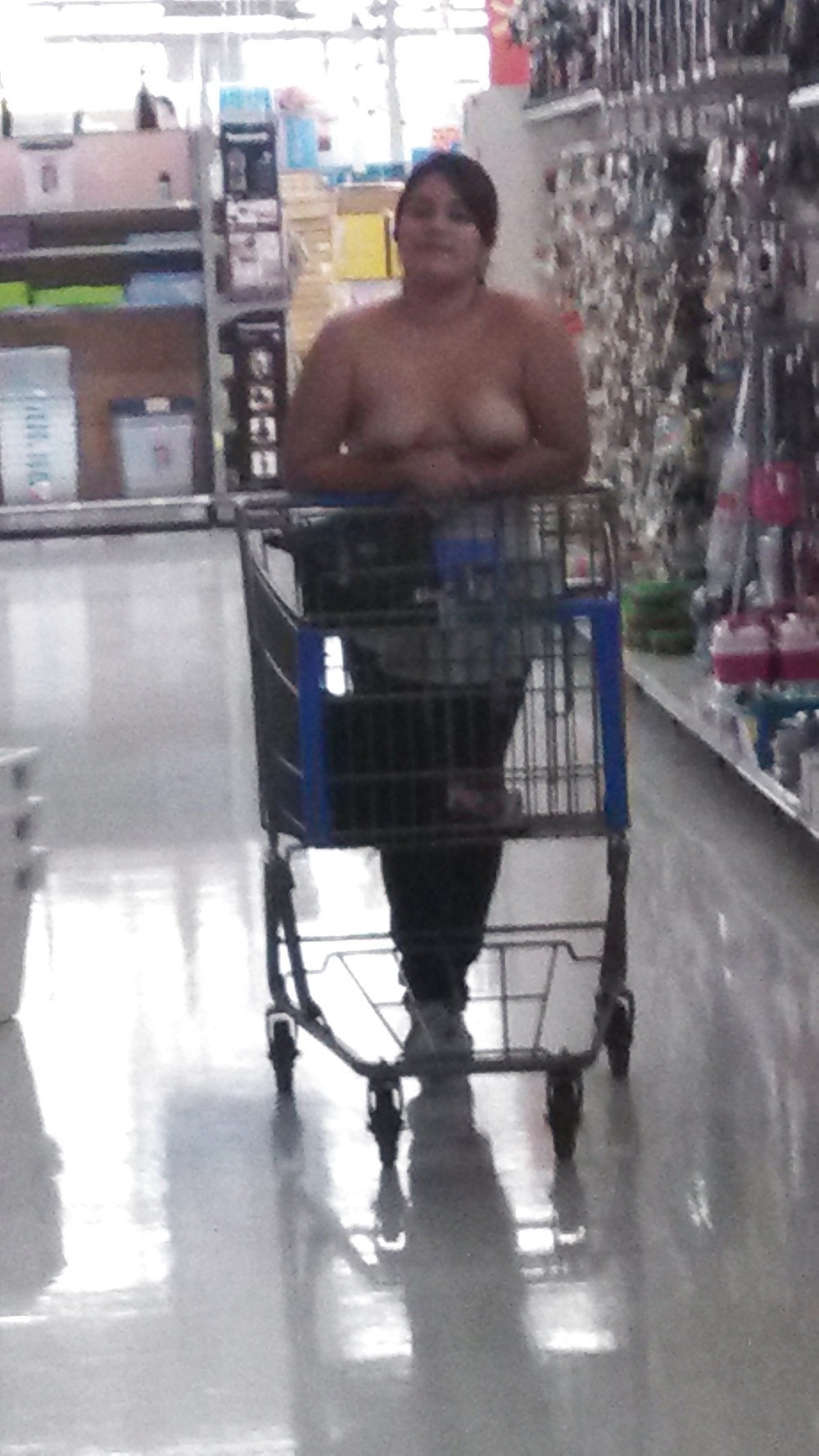 Latina Exhibitionist Naked in Public Flashing