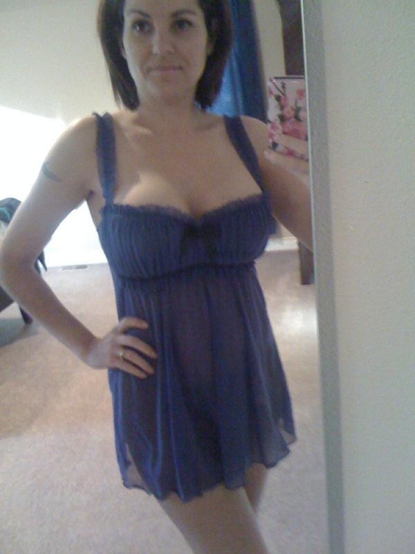 Perfect Tit MILF Selfies and Fuck