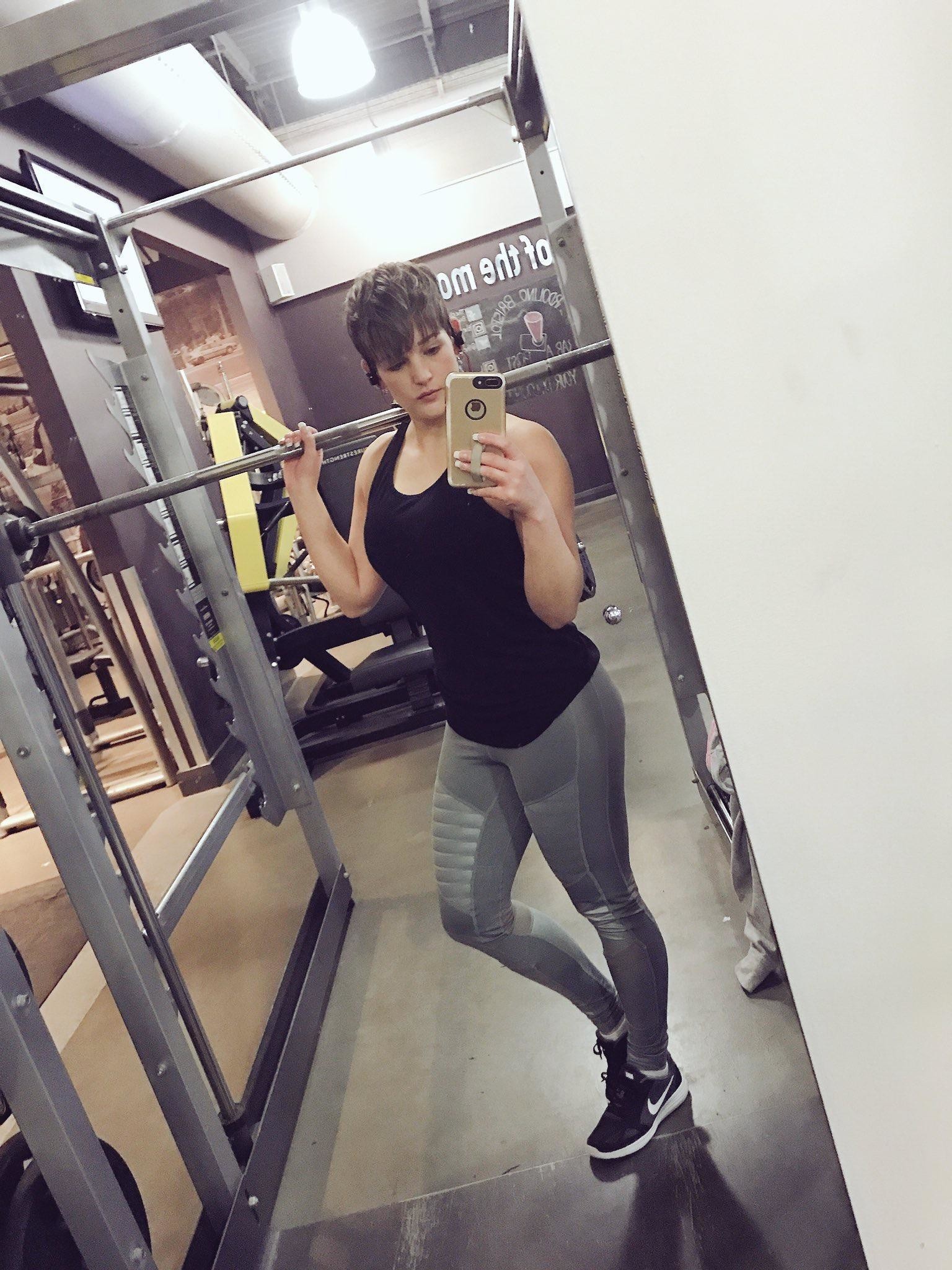 Short Hair Big Tits Selfies