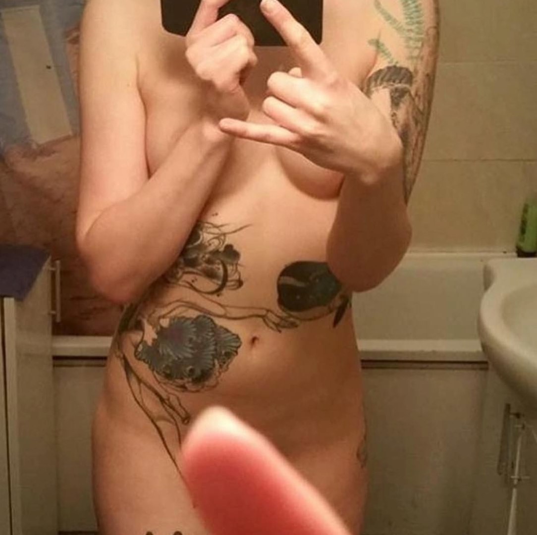 One Finger Selfie Mix