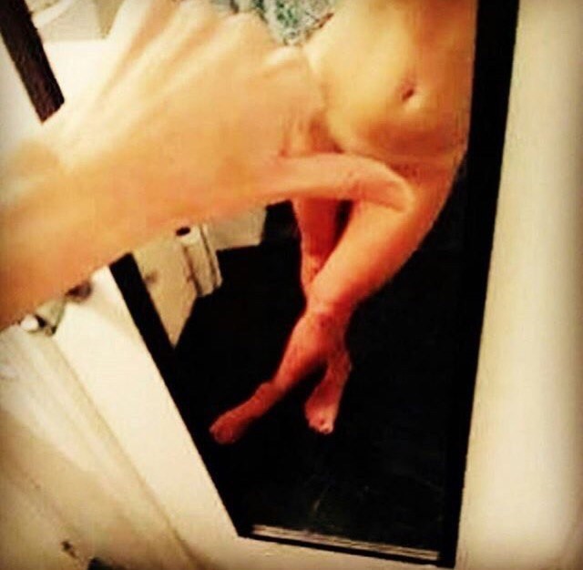 One Finger Selfie Mix