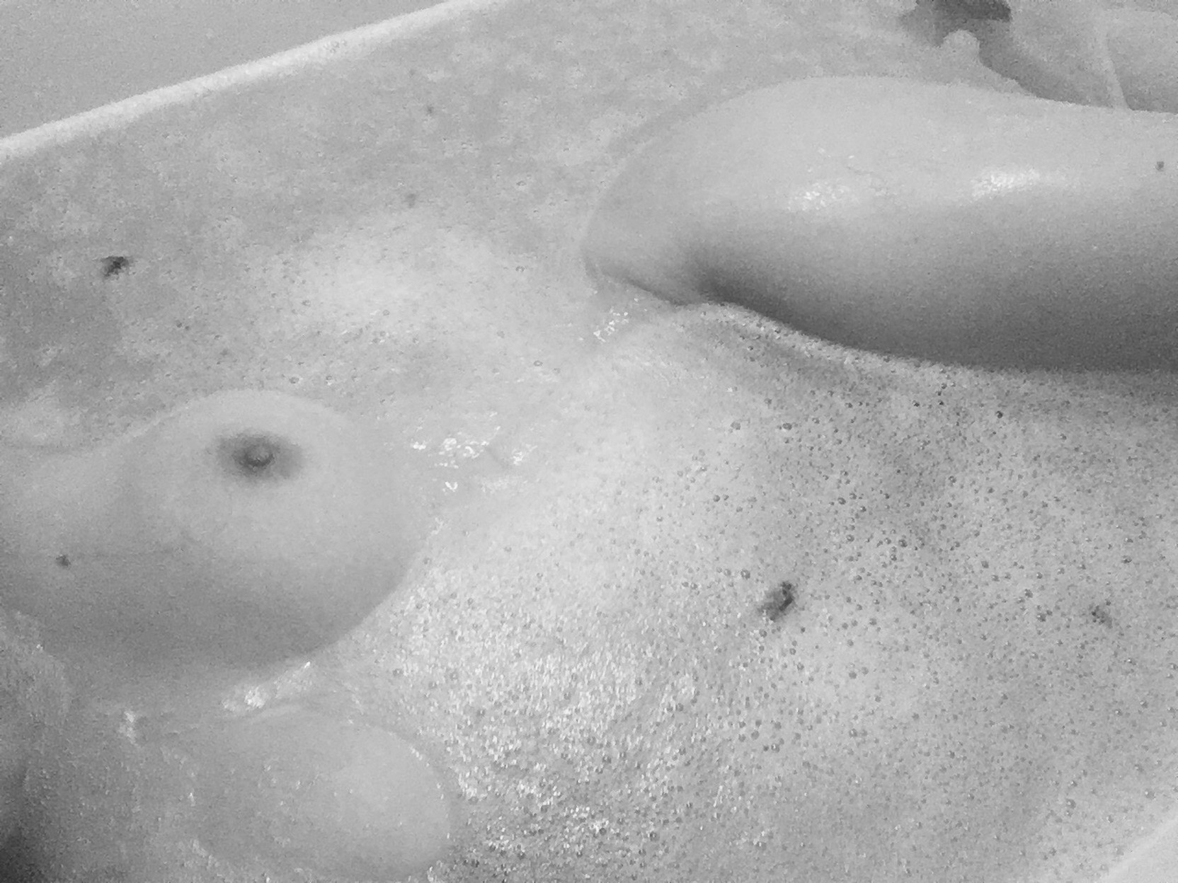 Drools The Gorgeous Brunette