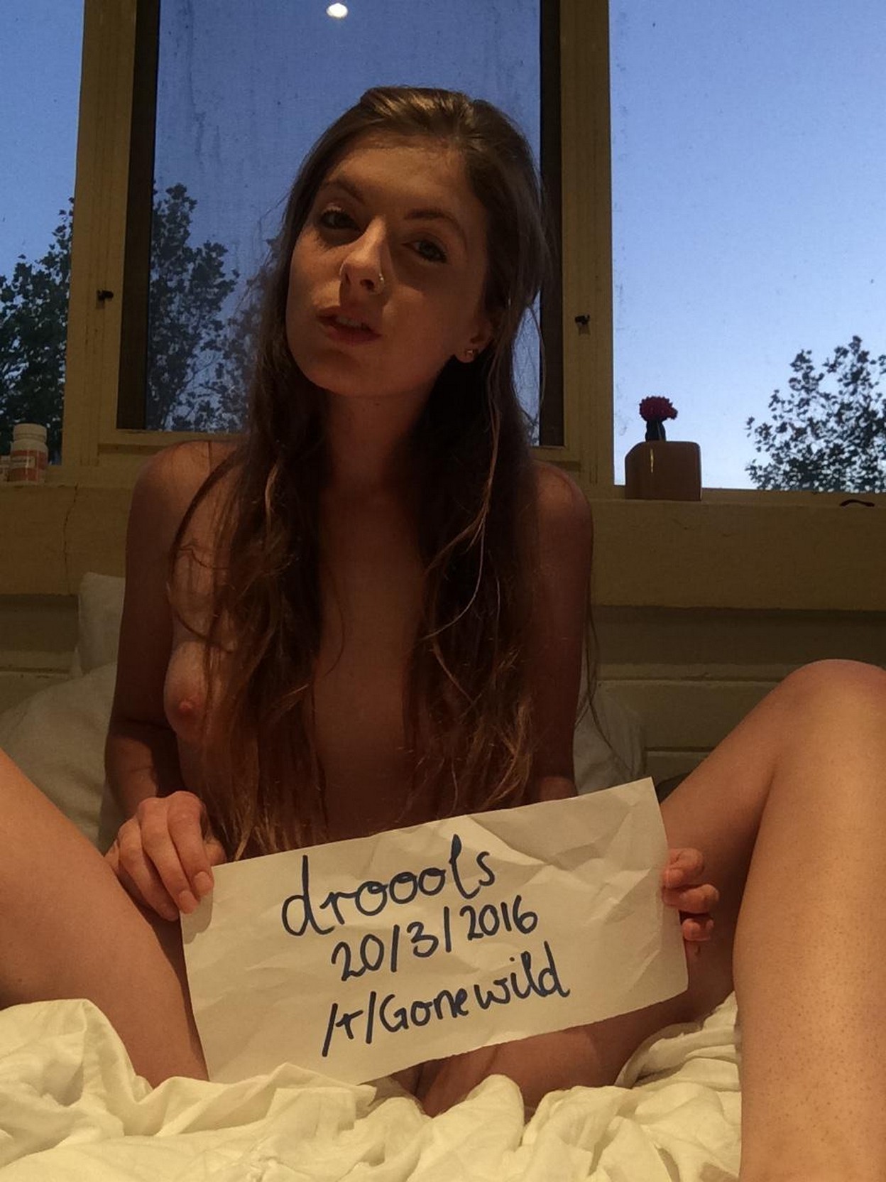 Drools The Gorgeous Brunette