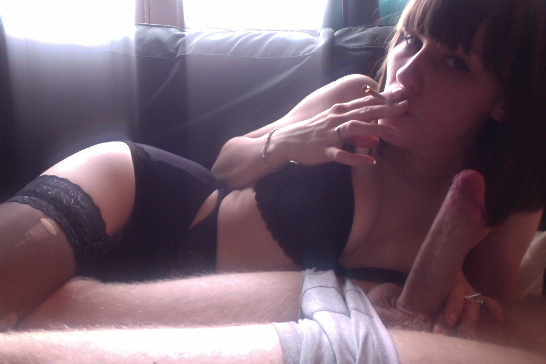 Awesome Bi Girls Selfies With Friends And Solo