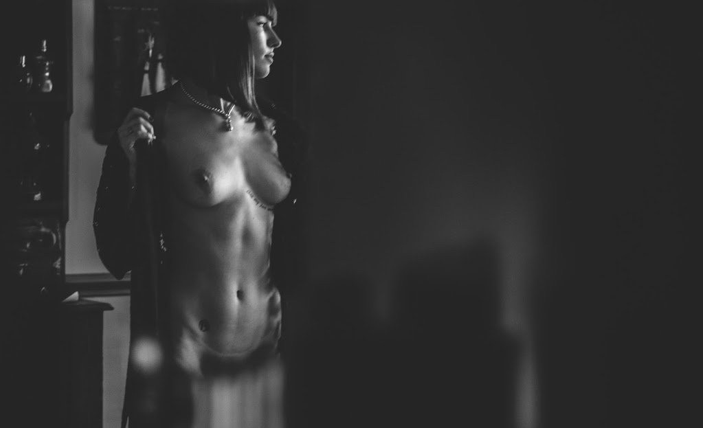 Awesome Bi Girls Selfies With Friends And Solo