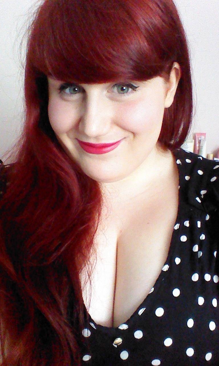 Chunky Big Belly Redhead