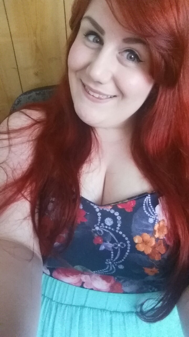 Chunky Big Belly Redhead