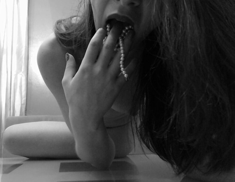 Nice Submissive Girl Shows Her Ass and Feet