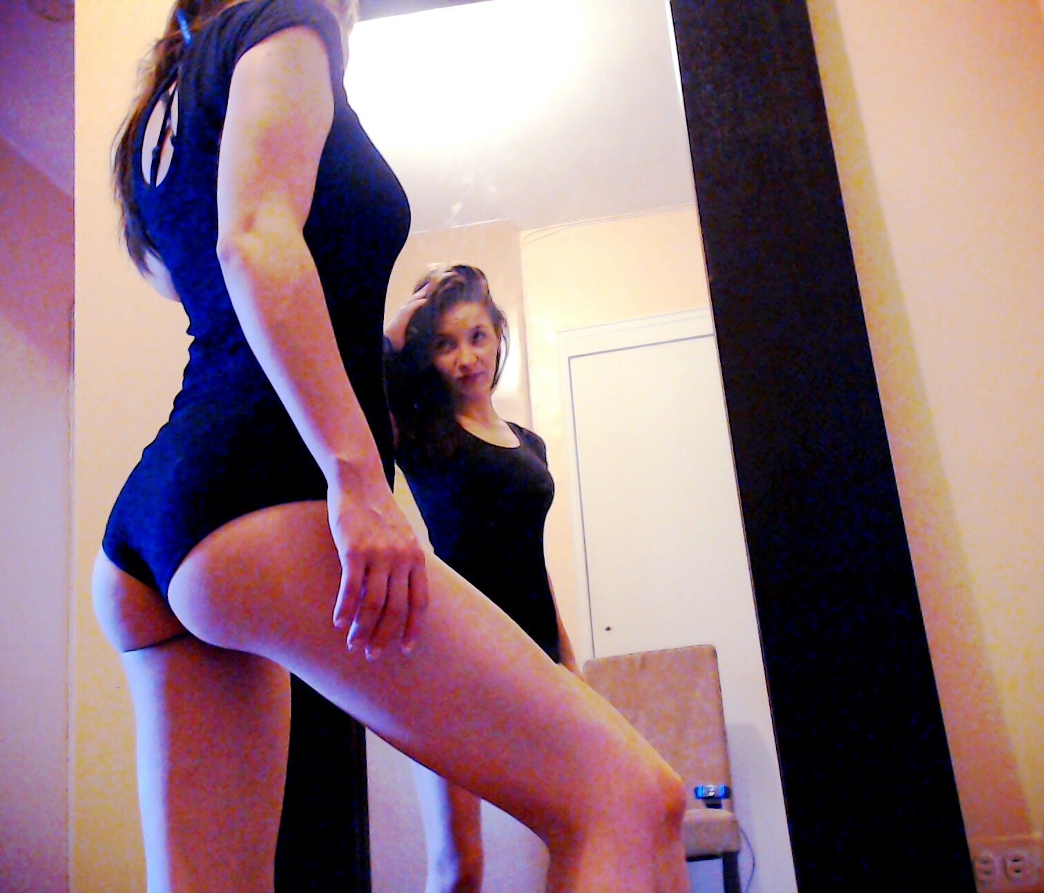 Nice Submissive Girl Shows Her Ass and Feet