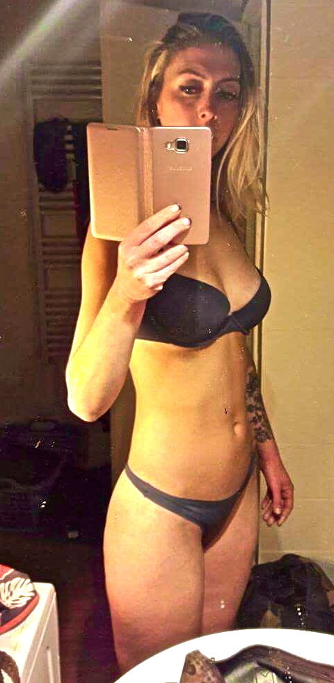 Hot Blonde Sexy Selfies Bra Panties