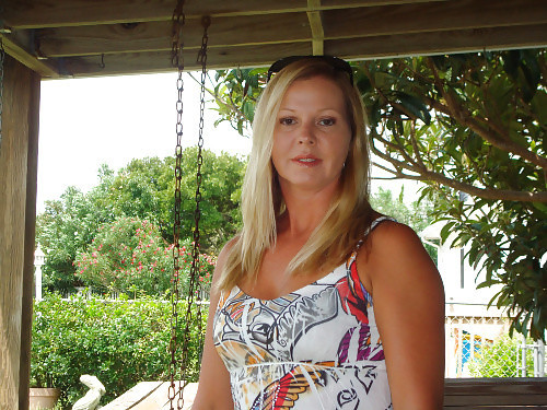 Black Cock Loving Southern MILF