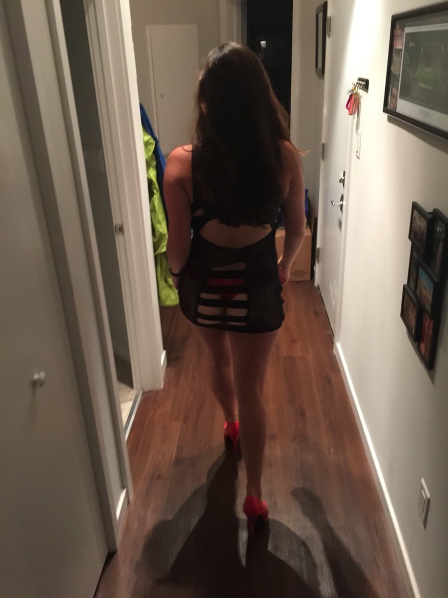 Nice Submissive Tit Girl Hottie