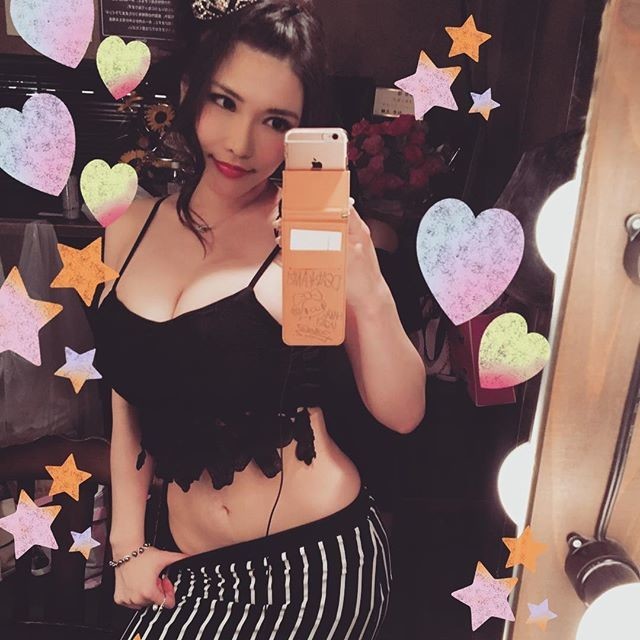 ANRI OKITA Big tits Asian Cleavage Goddess