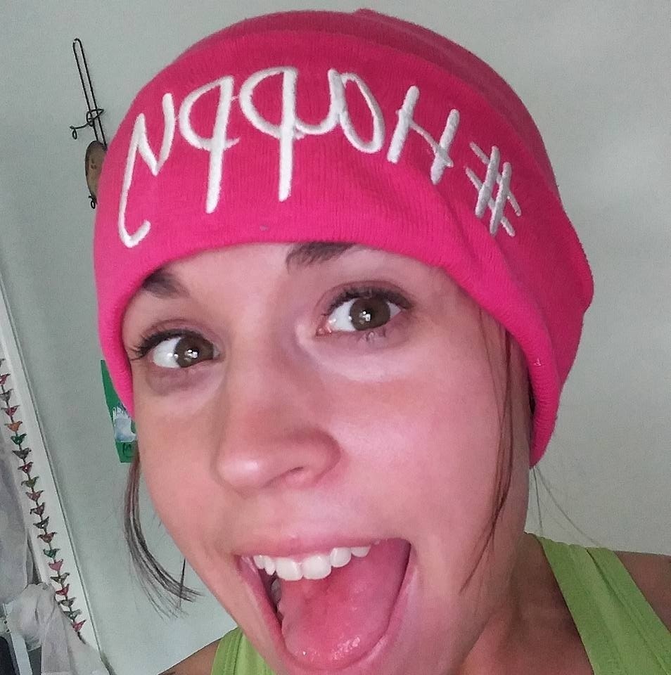 Sydni R Sucks Good Dick