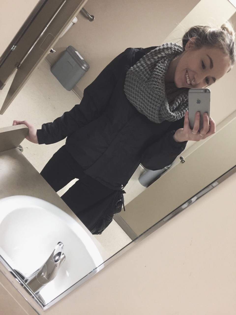 Canadian Blogger Babe Kayleh