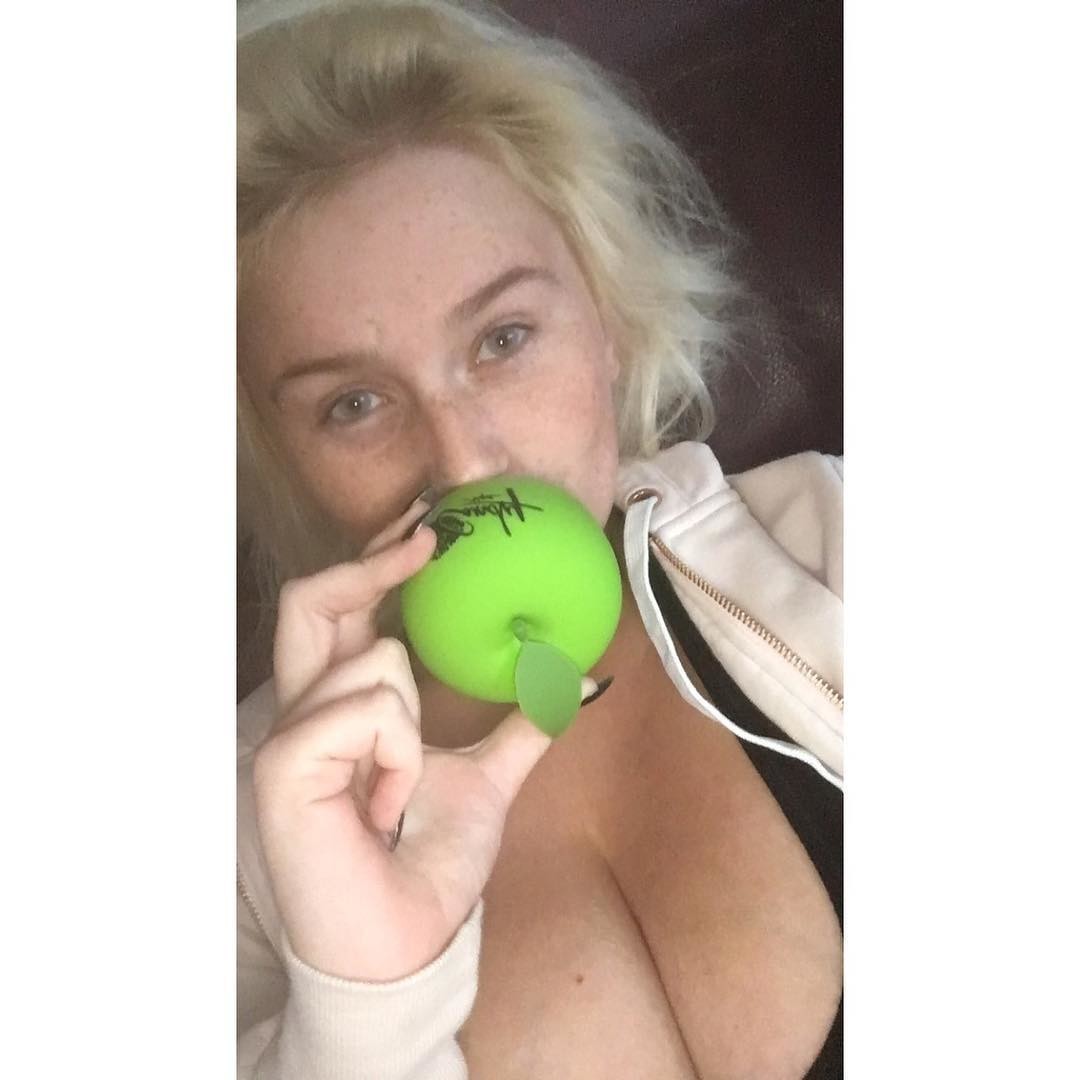 Blonde Big Tits Chav Fucktoy