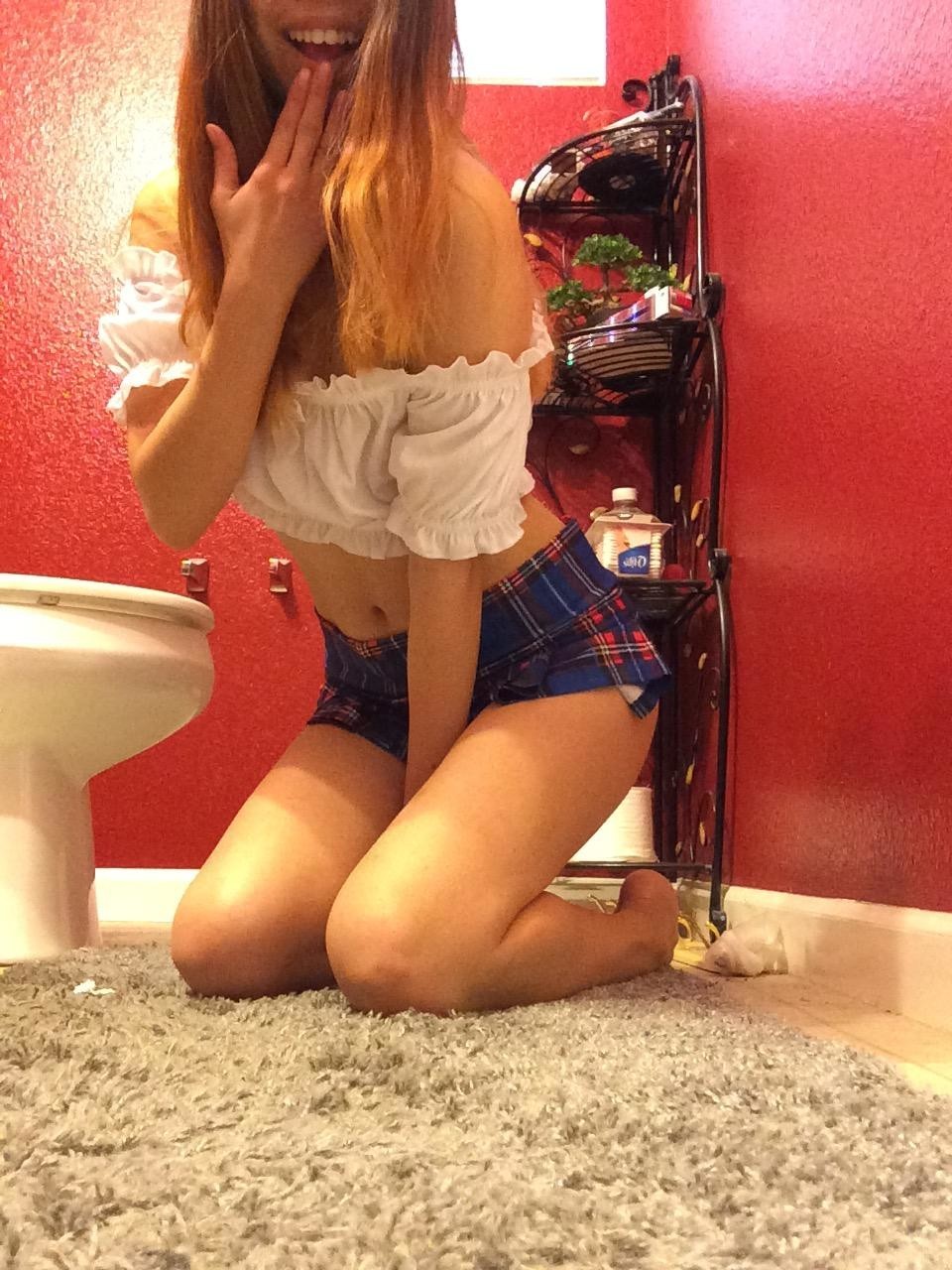 Peachy Amber Asian Cutie