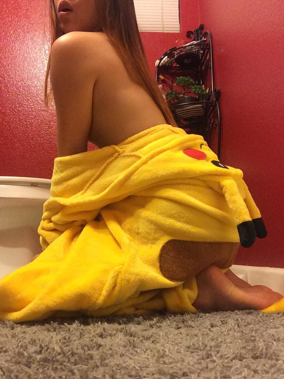 Peachy Amber Asian Cutie